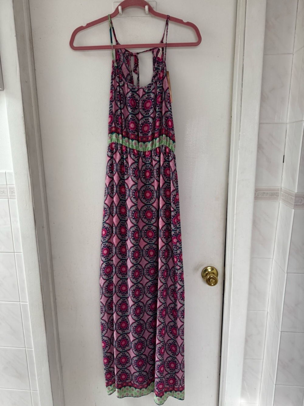 Francesca's Collections Pink and Green Patterned Maxi Dress. NWT size small